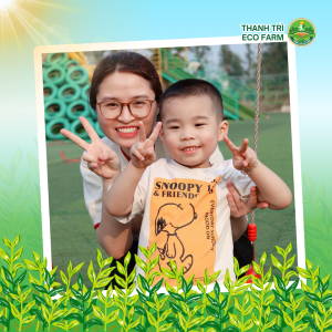 Mẹ và bé tại Thanh Trì Eco Farm